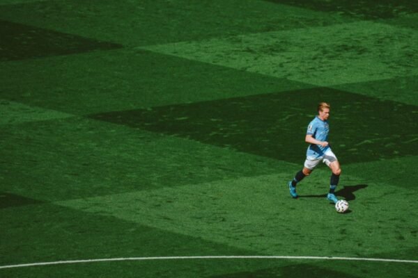 Courtois: De Bruyne Merupakan Salah Satu Pemain Terbaik dari Belgia