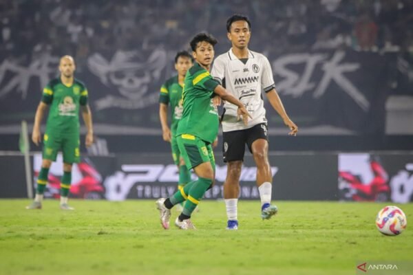Pelatih Persebaya Catat Banyak Aspek Positif dari Performa Tim
