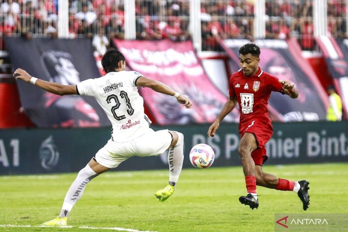 Berita Terbaru: Hansamu Yama Perpanjang Kontrak dengan Persija Jakarta