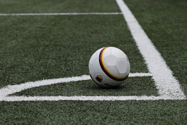 Liga JAKARTA UTARA: Sebuah Tinjauan Kompetisi Sepak Bola Liga JAKARTA UTARA: Sebuah Tinjauan Kompetisi Sepak Bola
