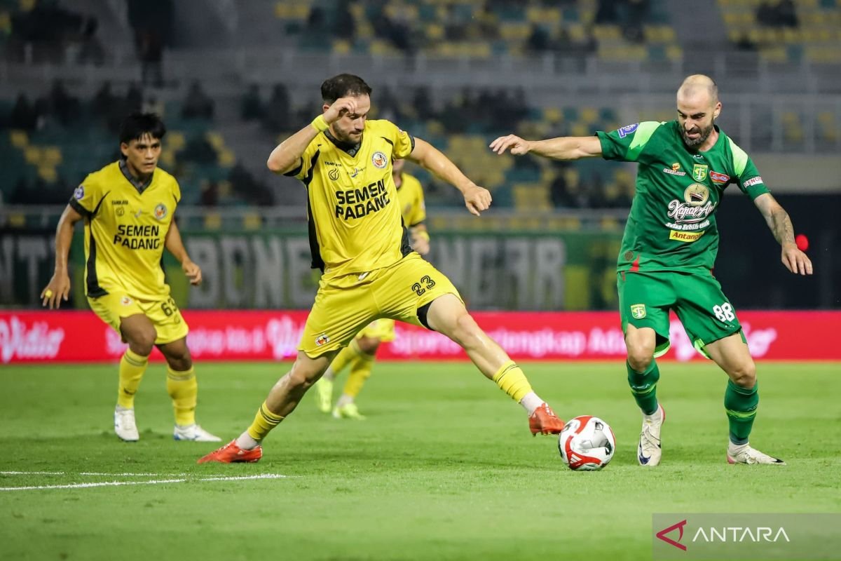 Persebaya Tetap Kokoh Tanpa Rivera